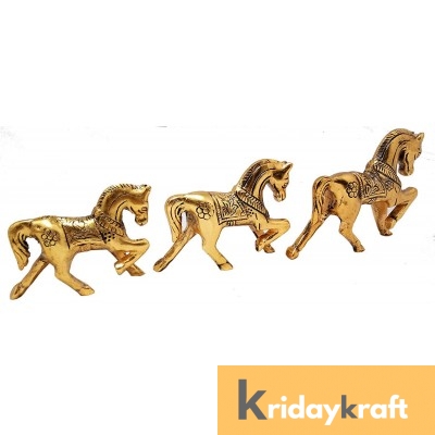 Metal Animal Figurine  Horse Carvaan Statue - Set of 3